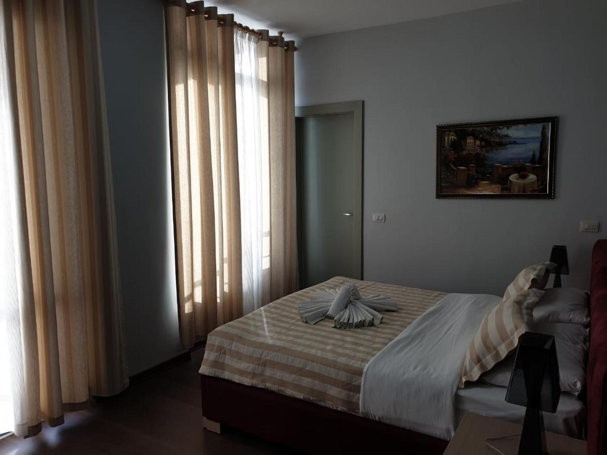 Perandor Beach Durres Exterior photo