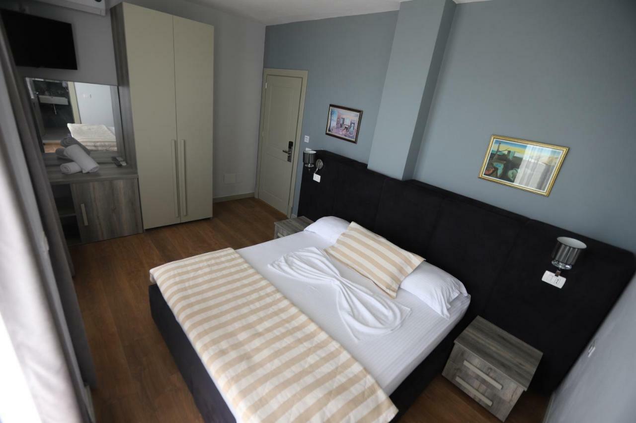 Perandor Beach Durres Exterior photo